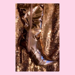 🎀Rose gold chrome metallic boots🎀